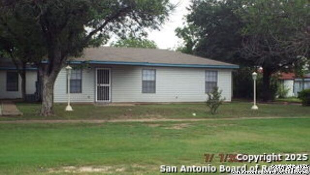 Details for 927 Formosa Blvd W 4, San Antonio, TX 78221