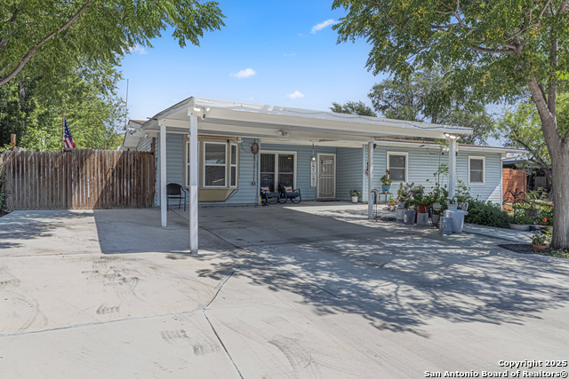 Image 2 of 32 For 6211 Birch Valley