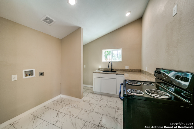 Image 11 of 41 For 811 Kings W