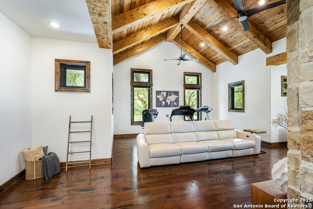 Listing photo id 31 for 30350 Ralph Fair Road