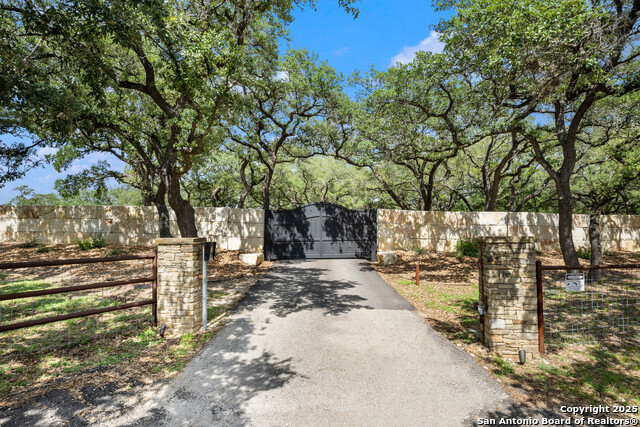 Listing photo id 3 for 30350 Ralph Fair Road