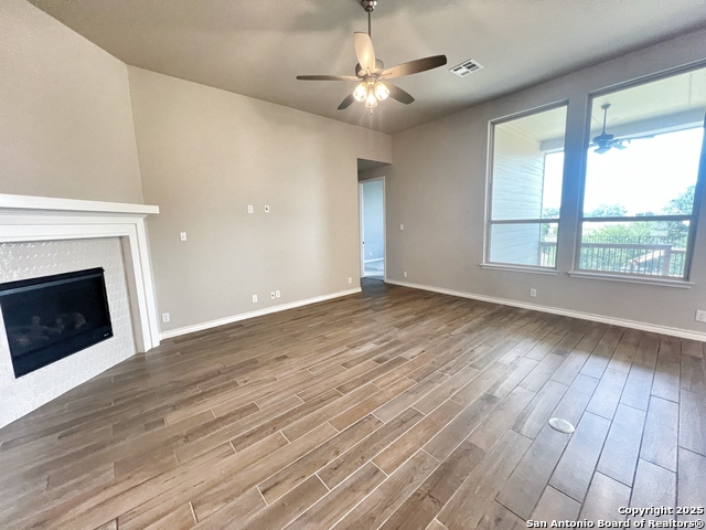 Listing photo id 12 for 1567 Terrys Gate