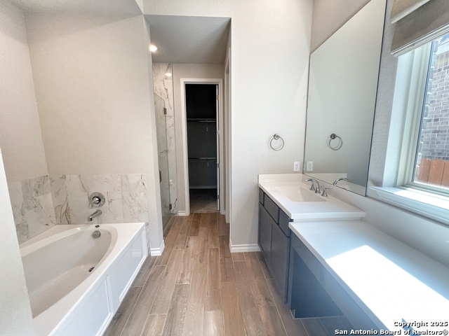 Listing photo id 7 for 1567 Terrys Gate