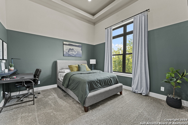 Image 33 of 50 For 318 Upland Court