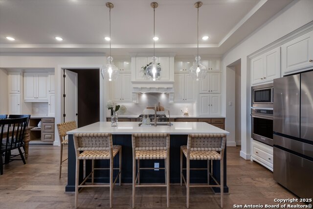 Listing photo id 10 for 2119 Kerrisdale Dr.