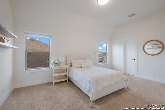 Listing photo id 28 for 2119 Kerrisdale Dr.