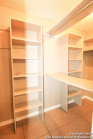 Listing photo id 13 for 14614 Parksite Woods