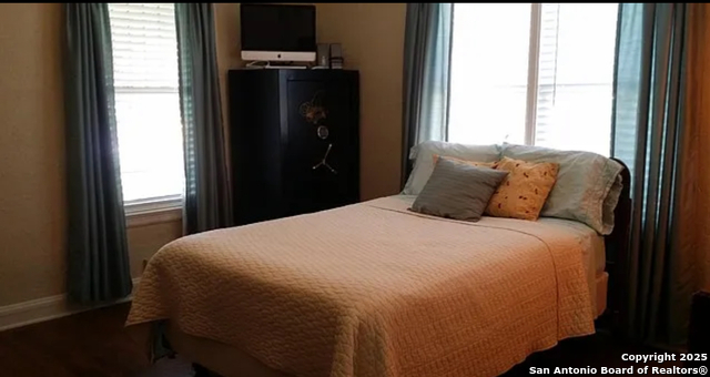 Image 10 of 13 For 817 Bismark