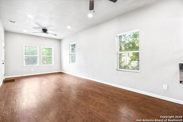 Image 6 of 31 For 1735 Center