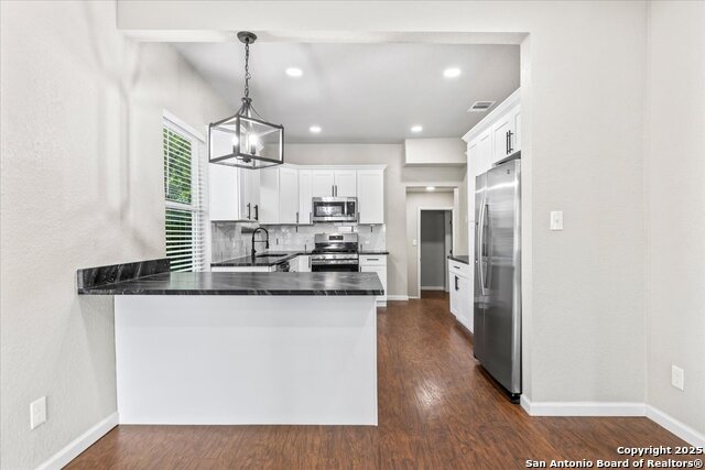 Image 7 of 31 For 1735 Center