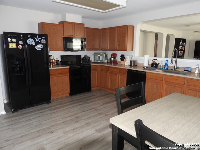 Image 3 of 26 For 6214 Higbee  