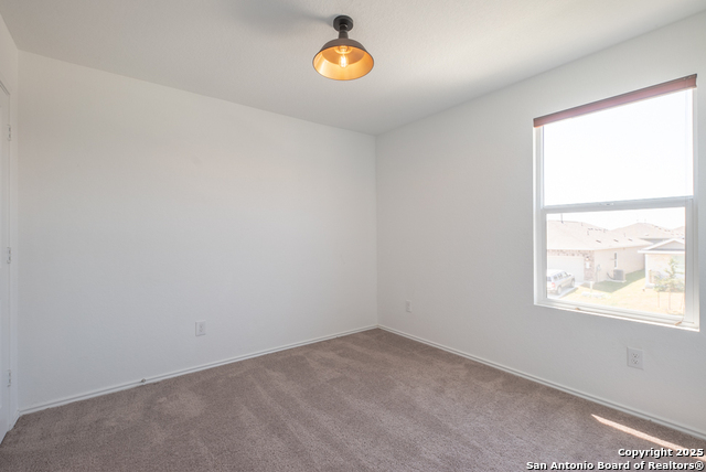 Image 19 of 26 For 9051 Navarro Vista