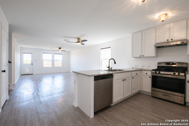 Image 2 of 26 For 9051 Navarro Vista
