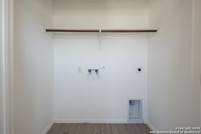 Image 24 of 26 For 9051 Navarro Vista