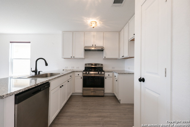 Image 3 of 26 For 9051 Navarro Vista