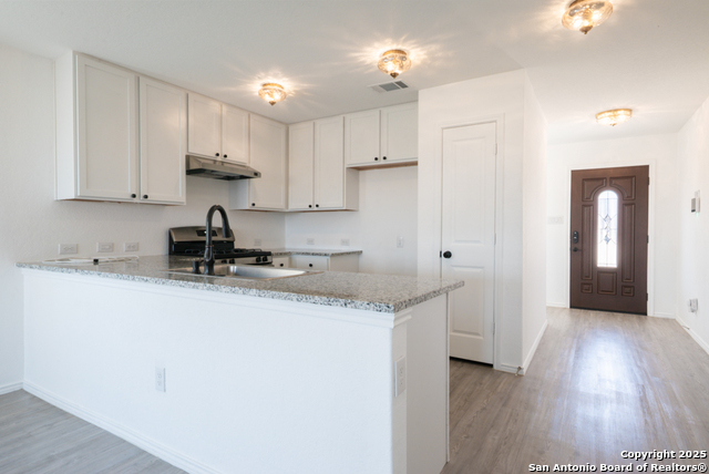 Image 4 of 26 For 9051 Navarro Vista