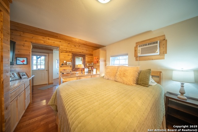 Listing photo id 16 for 1769 Fm 536