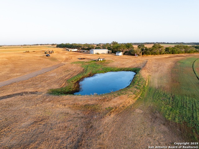 Listing photo id 27 for 1769 Fm 536