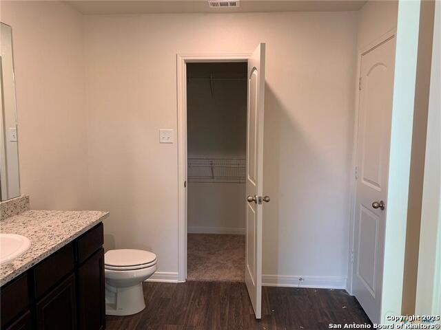 Listing photo id 8 for 3947 Turtle Creek