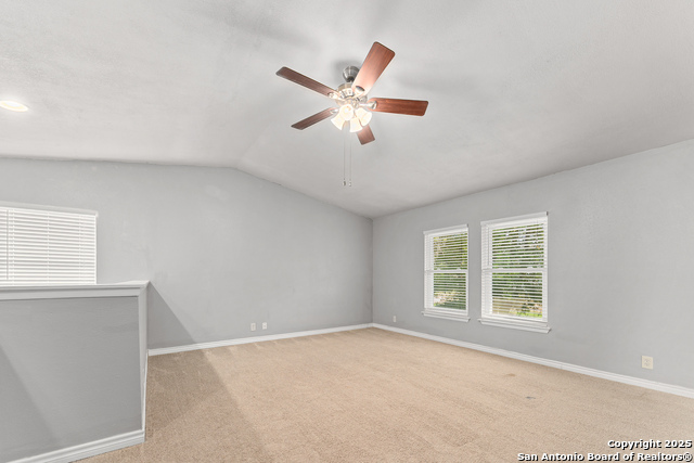 Listing photo id 29 for 9735 Fortune Ridge
