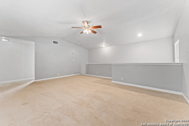 Listing photo id 30 for 9735 Fortune Ridge