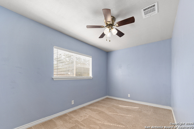 Listing photo id 36 for 9735 Fortune Ridge