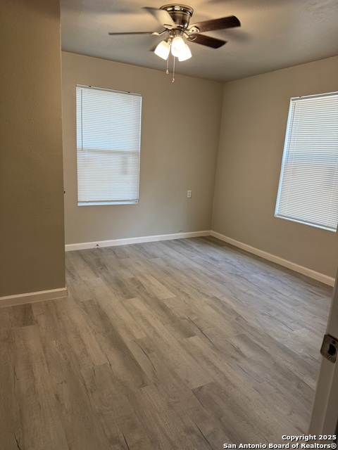 Listing photo id 2 for 1519 Whitman