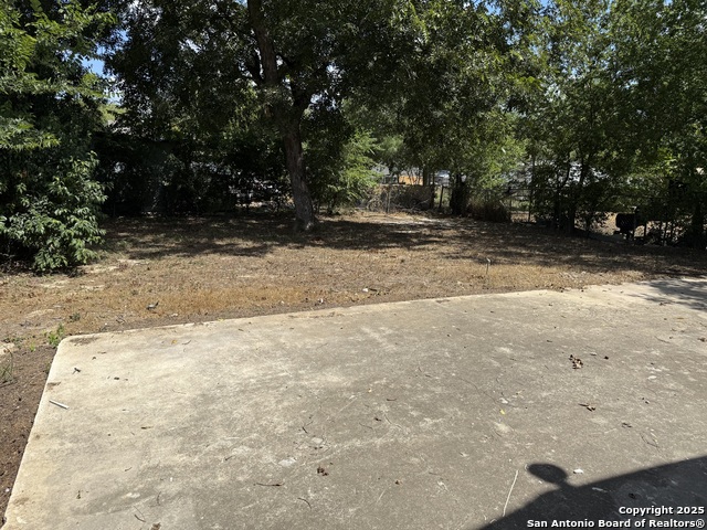 Listing photo id 6 for 1519 Whitman