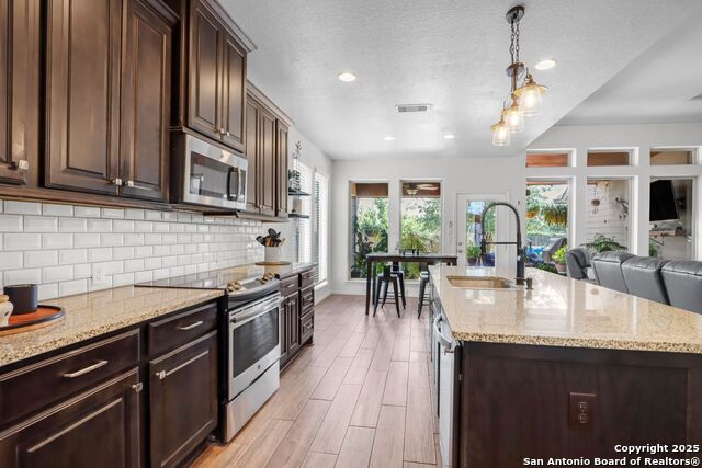 Image 10 of 30 For 2109 Range