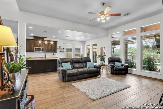 Image 16 of 30 For 2109 Range