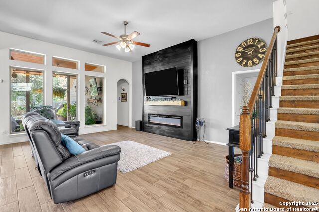 Image 18 of 30 For 2109 Range