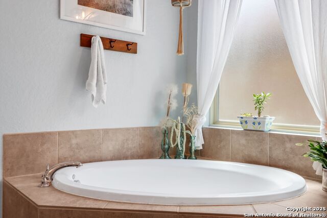 Image 24 of 30 For 2109 Range