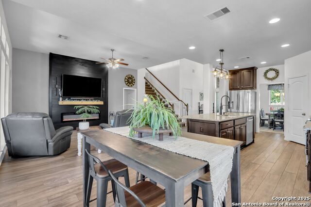 Image 7 of 30 For 2109 Range