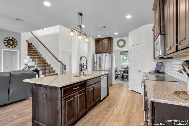 Image 8 of 30 For 2109 Range