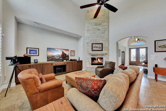 Image 9 of 44 For 422 Copper Crest