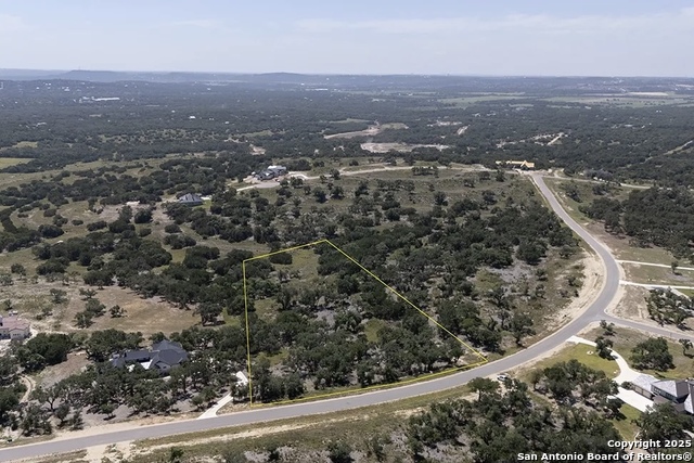 Image 2 of 10 For 1025 Earle Oak