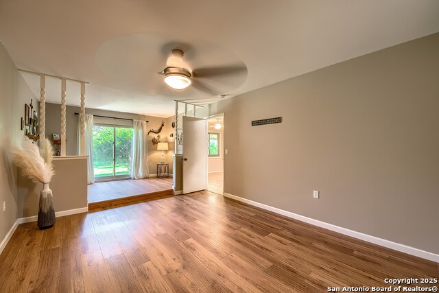 Listing photo id 17 for 16314 Falcon Hill