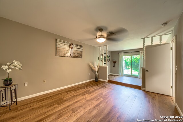 Listing photo id 18 for 16314 Falcon Hill