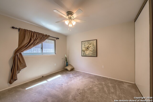Listing photo id 26 for 16314 Falcon Hill