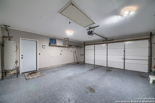 Listing photo id 32 for 16314 Falcon Hill