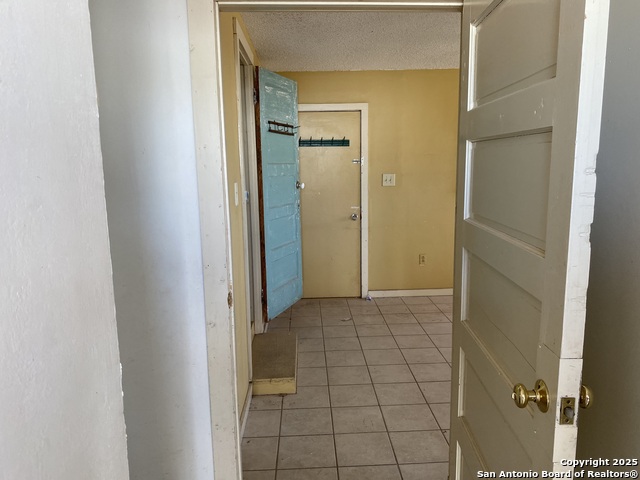 Listing photo id 8 for 100 Hillcrest Rd