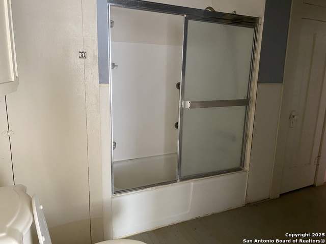 Listing photo id 14 for 100 Hillcrest Rd