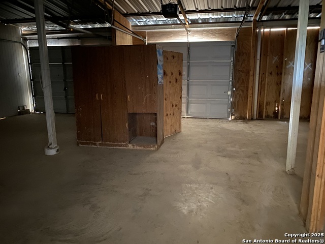 Listing photo id 21 for 100 Hillcrest Rd