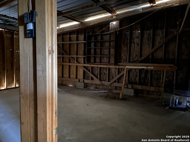 Listing photo id 22 for 100 Hillcrest Rd