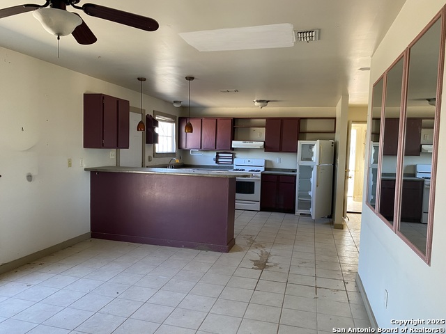 Listing photo id 25 for 100 Hillcrest Rd