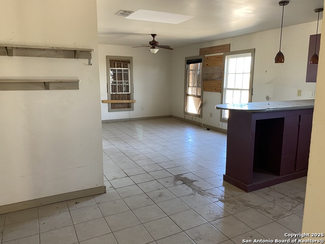 Listing photo id 26 for 100 Hillcrest Rd