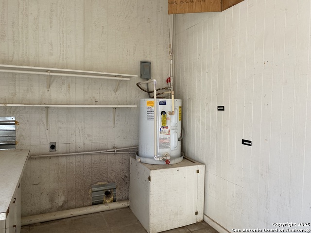 Listing photo id 27 for 100 Hillcrest Rd