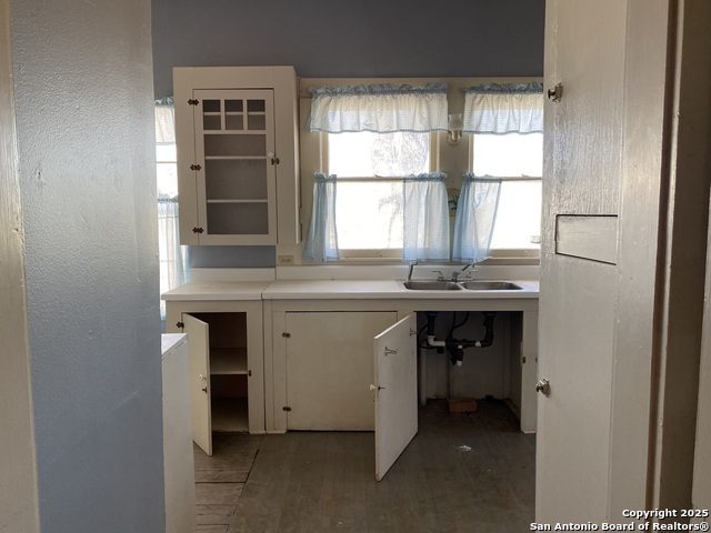 Listing photo id 6 for 100 Hillcrest Rd