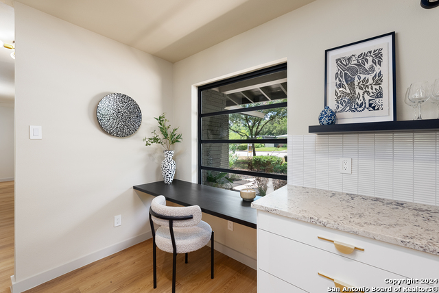 Image 16 of 45 For 423 Rockhill