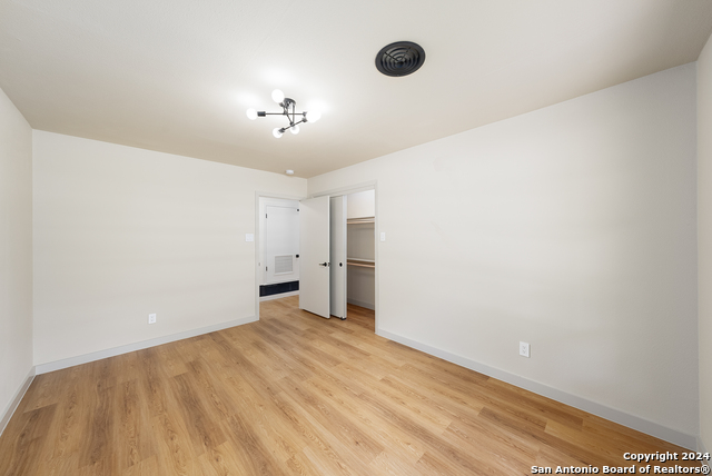 Image 30 of 45 For 423 Rockhill